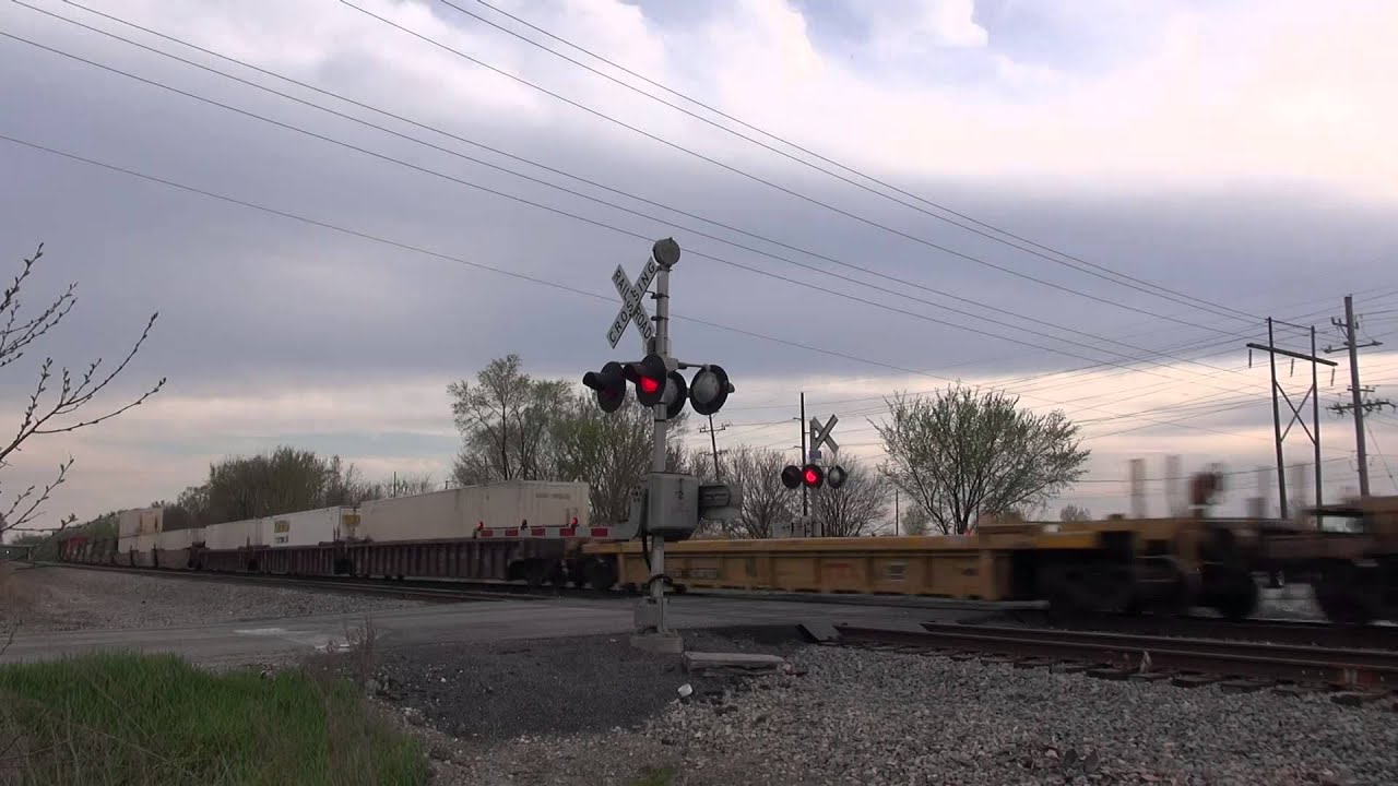 Railroad Crossings of the CN Chicago Sub Part 1