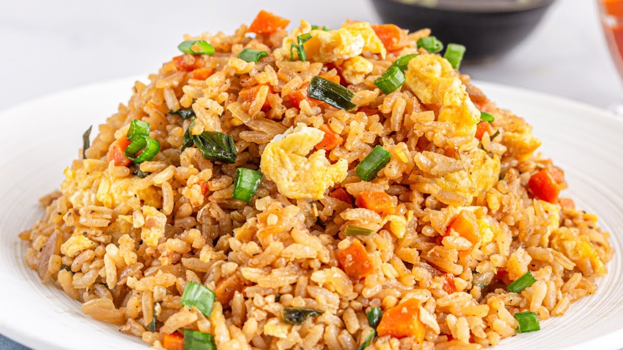 We Finally Know What Makes Takeout Fried Rice So Delicious