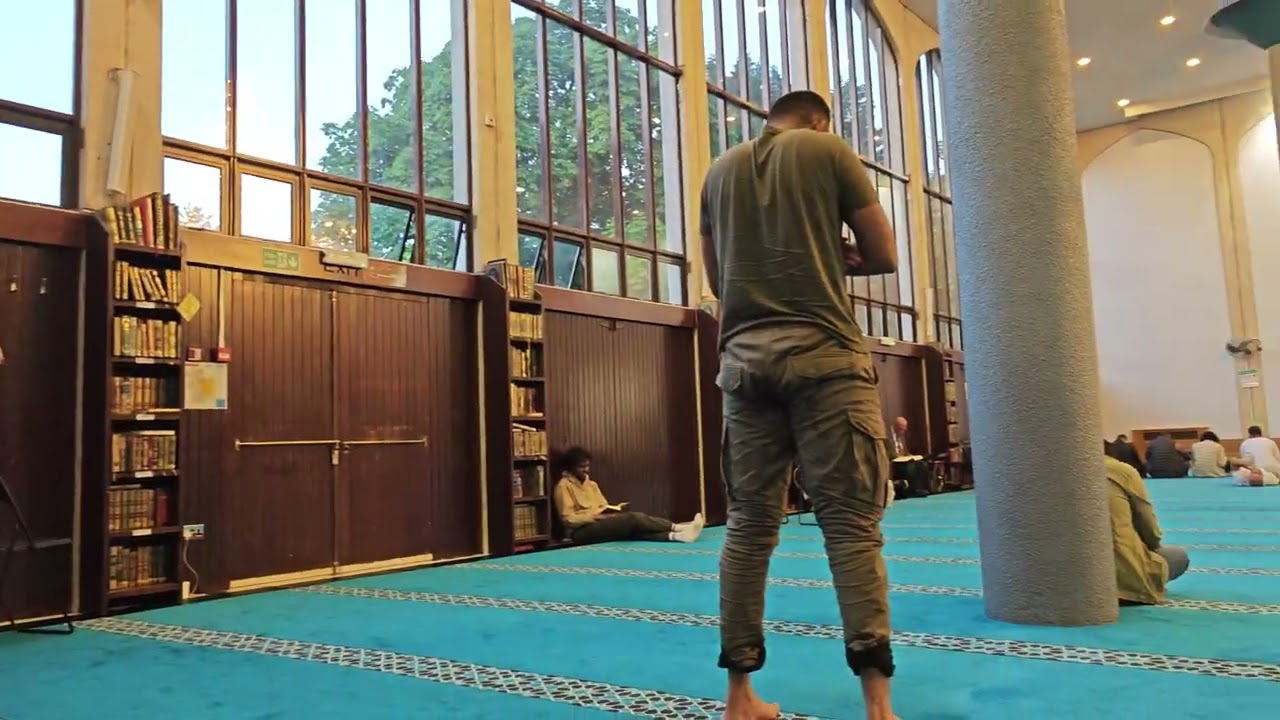 UK Regent Park Mosque | Beautiful Mosque In the UK | Coloring night view