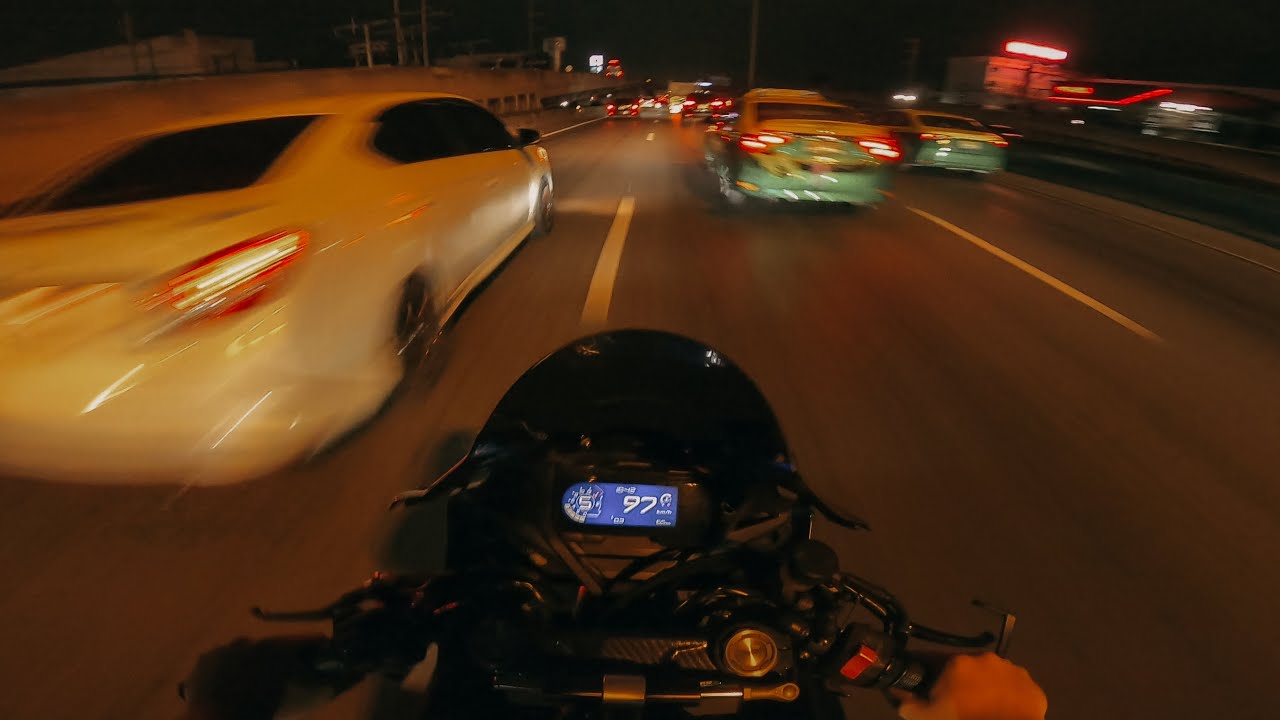CBR650R  รังสิตอยุธยาเซอร์กิต