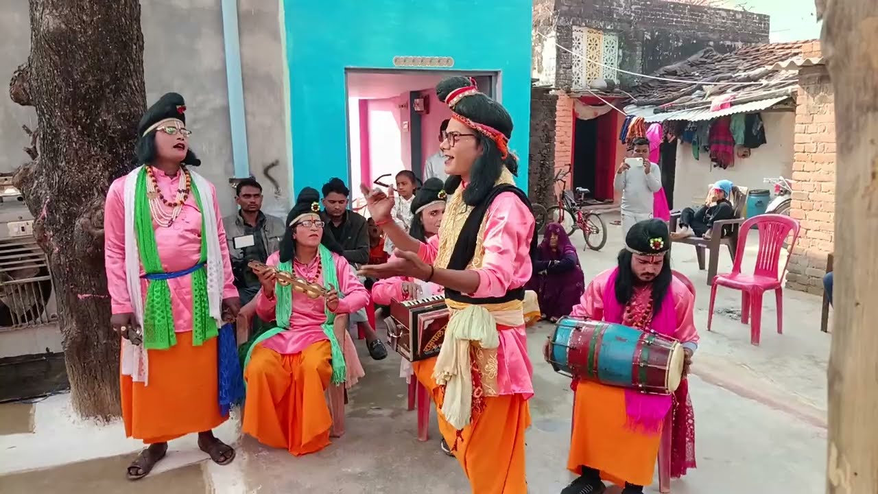 हमरे अंगनवा में तुलसी को बिरछा कोयल बसेरा ( रामपाल हंगामा बहरूपिया पार्टी बेलाताल टिकरिया मुडा़री) 