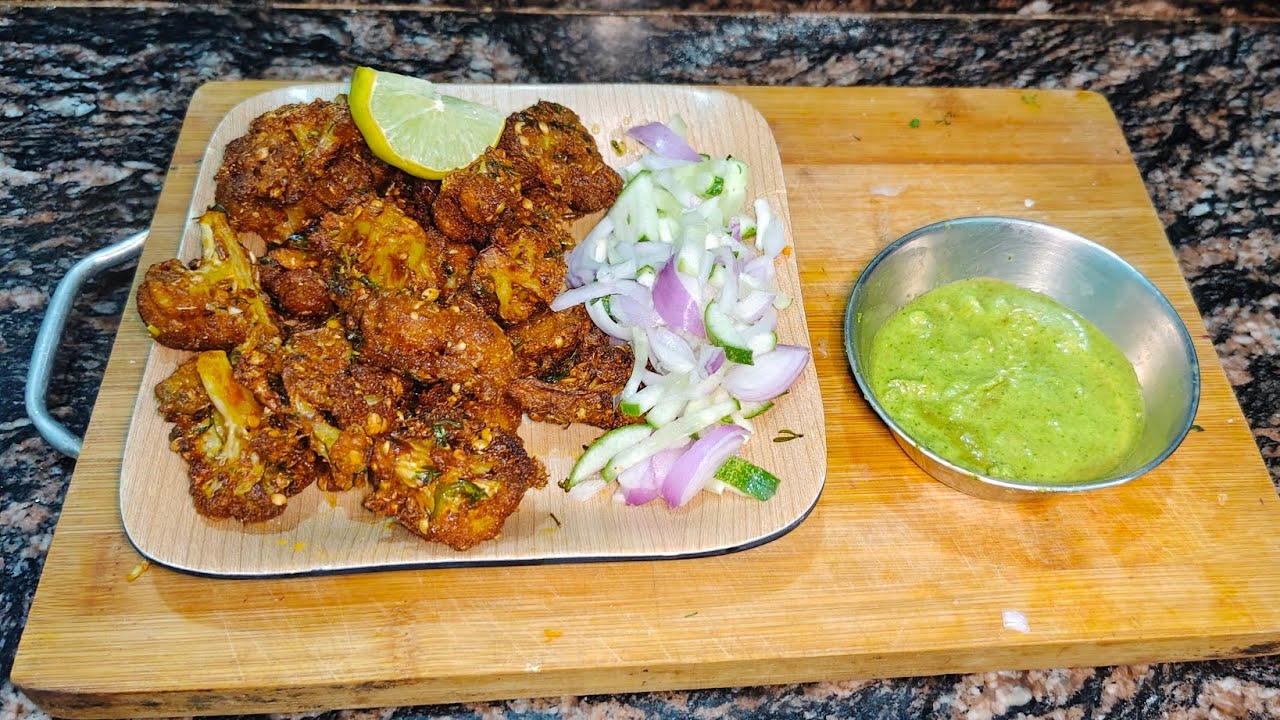 Subah ka nashta phool gobhi pakodai