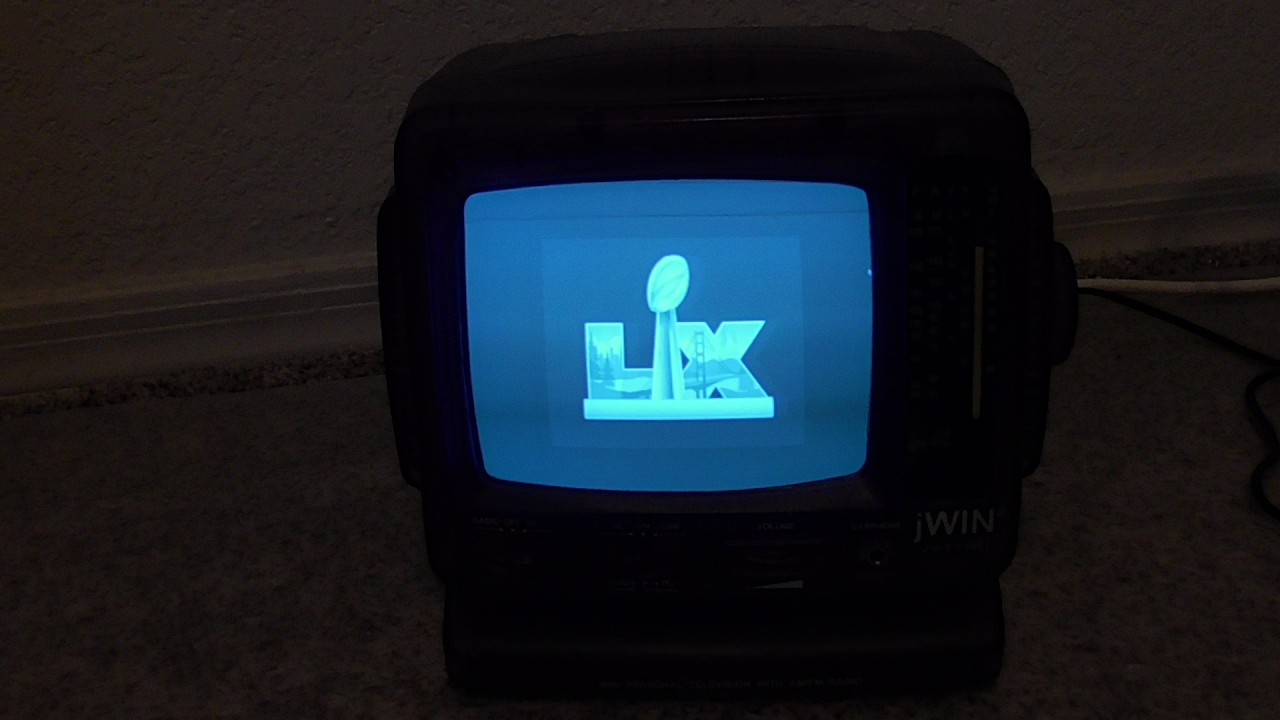 Windows 10 On An Analog CRT! (Super Bowl LX, Gaming, & More!)