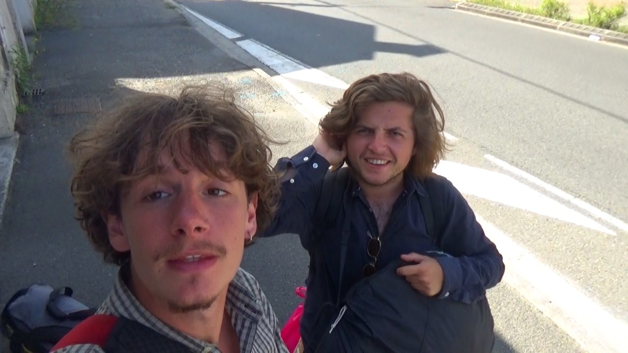 DiReCtiOn n'iMpoRtE Où (EP12) -  Bleu fuchsia