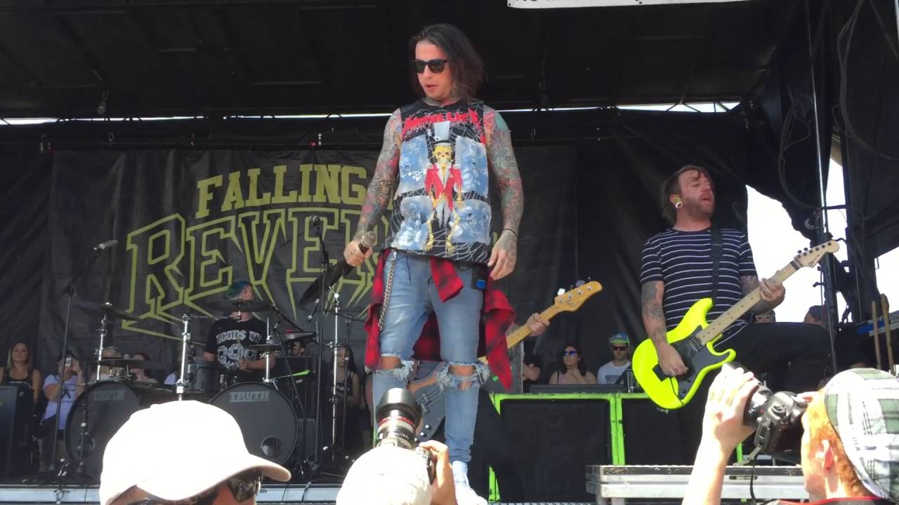 FALLING IN REVERSE - 