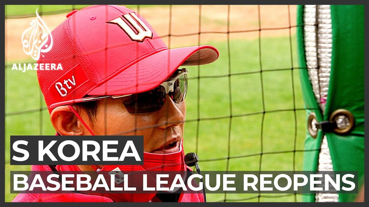 Coronavirus: S Korea baseball league reopens in empty stadiums