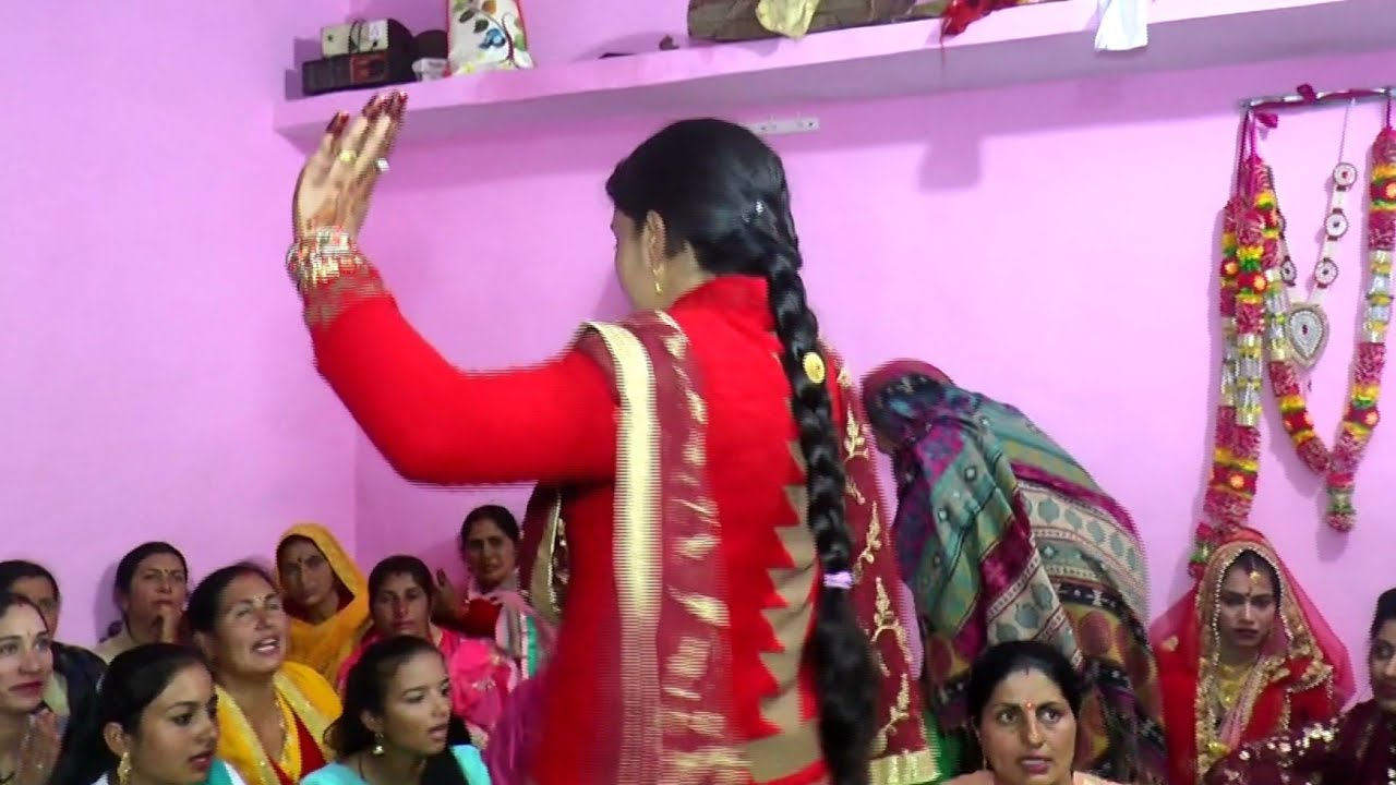 कंही ससुर न आ जाए,सर ढक लो लंबे बालों से || ज़बरदस्त डांस || Ladies Sangeet Special Dance || Pahadi