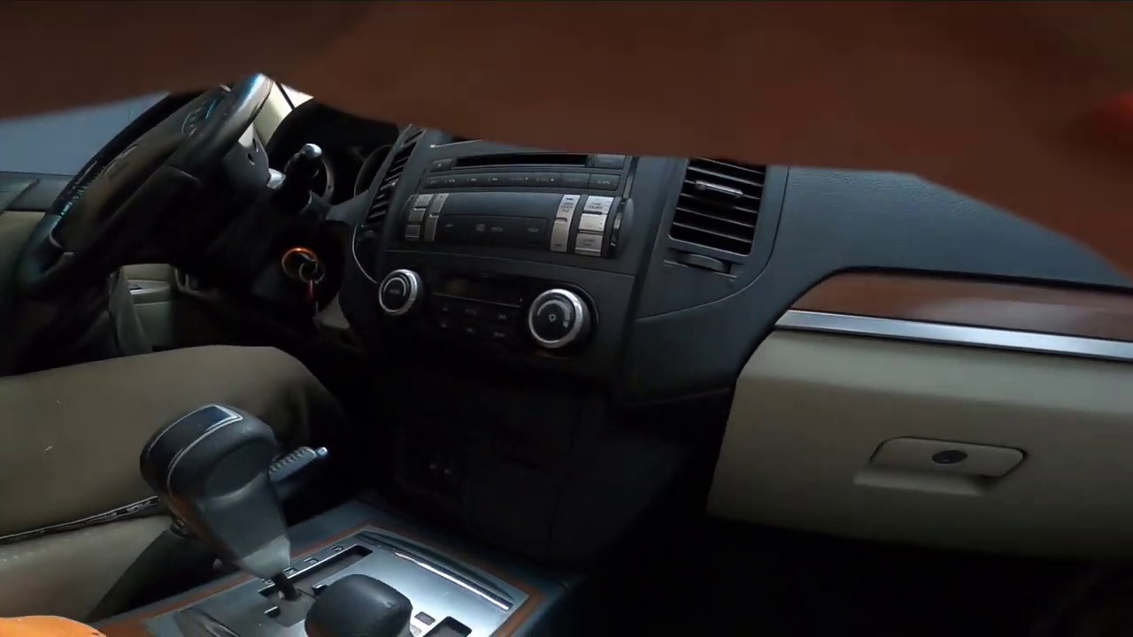 Установка китайской андроид магнитолы  в Mitsubishi pajero 4
