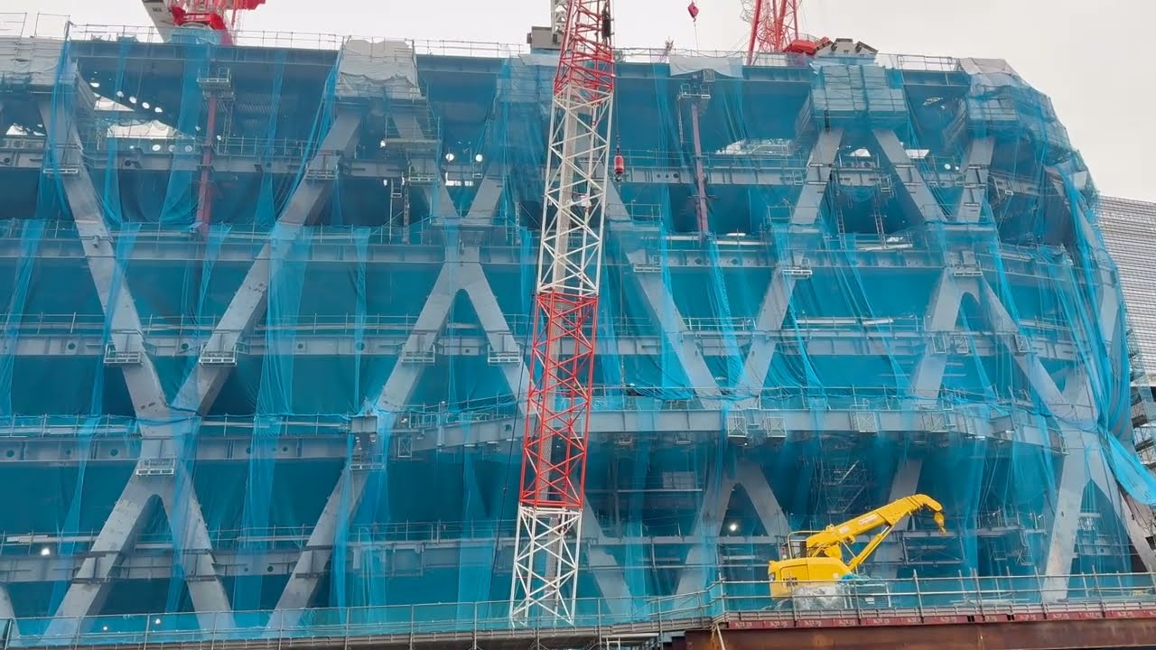 タワークレーンが伸びてきた、62階385m「Torch Tower（トーチタワー）」（常盤橋街区再開発プロジェクト B棟）の様子 2026年1月21日撮影
