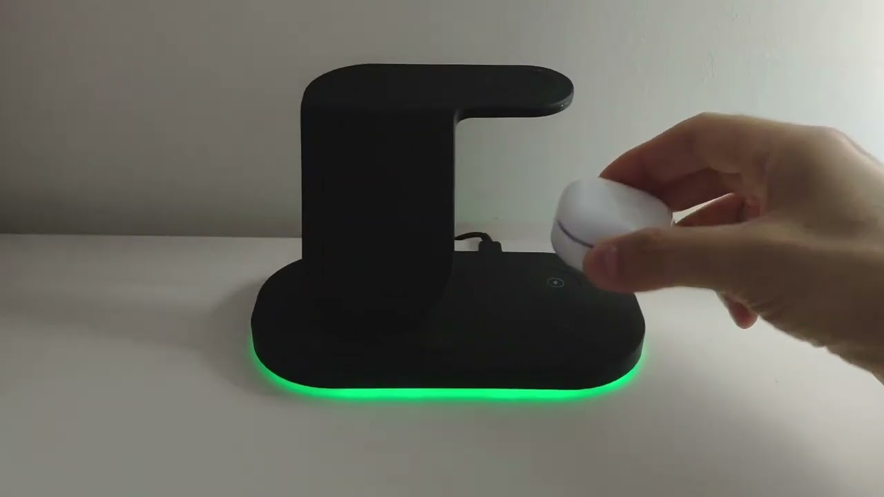 stazione di ricarica wireless 3 in 1 con luce led per Samsung... la ricarica rapida funziona?