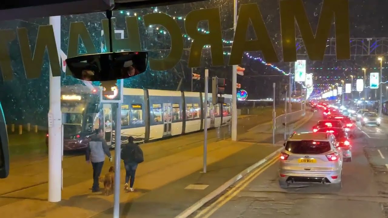 BLACKPOOL ILLUMINATIONS COACH TOUR 011125
