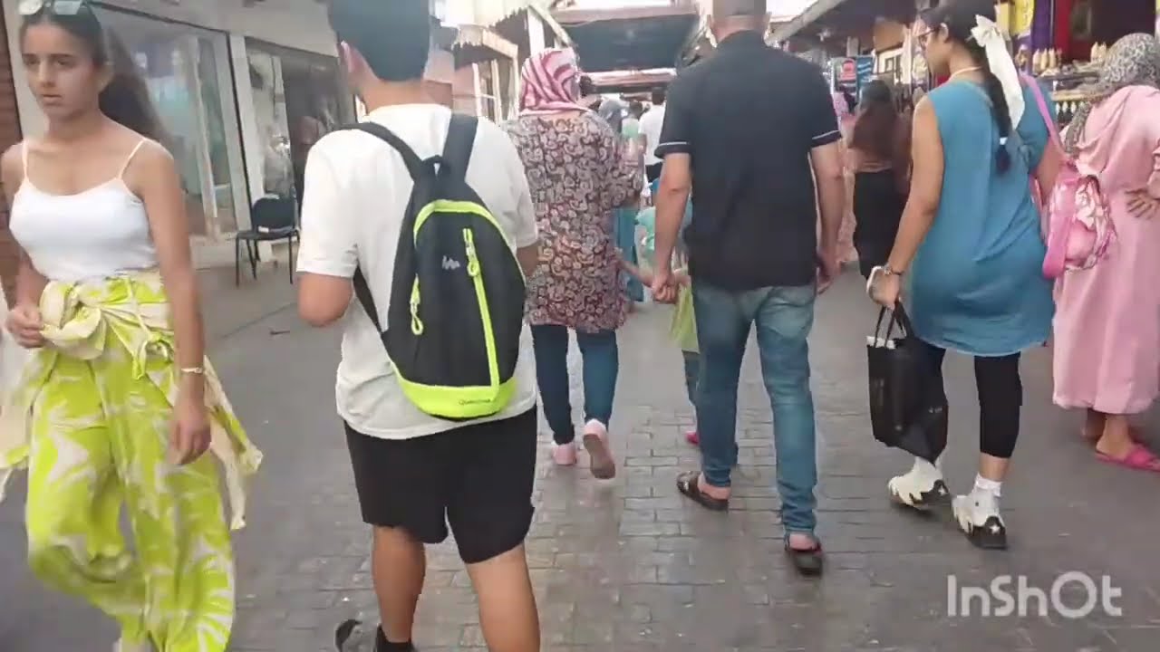نزهه في باب الاحد مع اسرتي الصغيره 🥰 مع زياره لشاطئ المدينه 💐