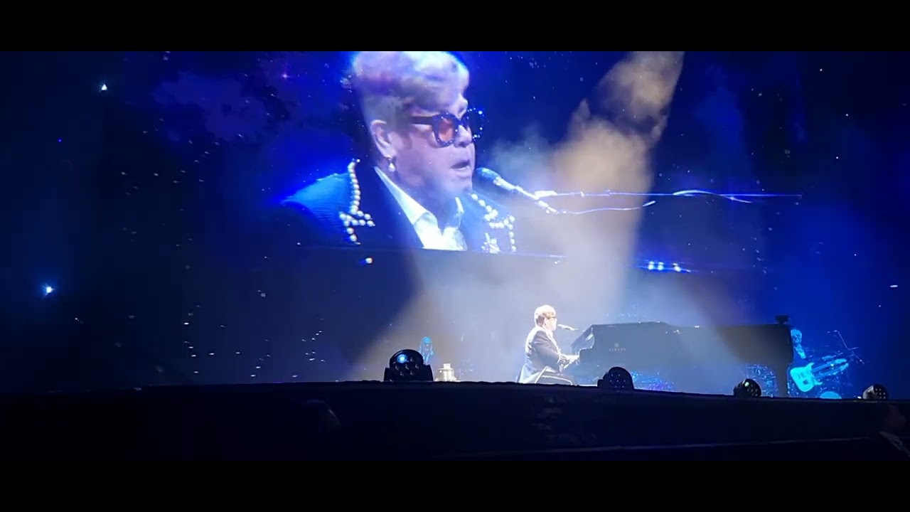 Elton John - Rocket man - Lanxess Arena Köln / Cologne - 19.5.23 / 23/5/19