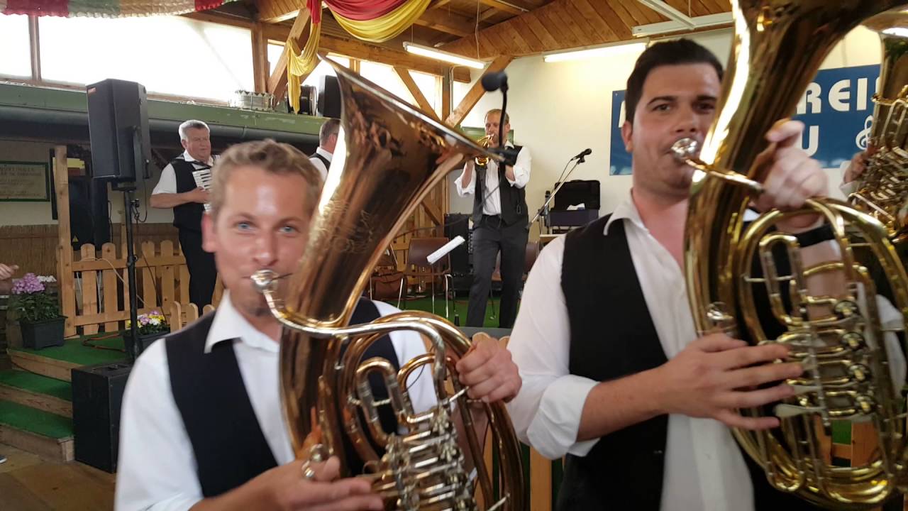 Weinviertler Mährische Musikanten - Vyhrávala kapela ( Kapelle hat gewonnen )