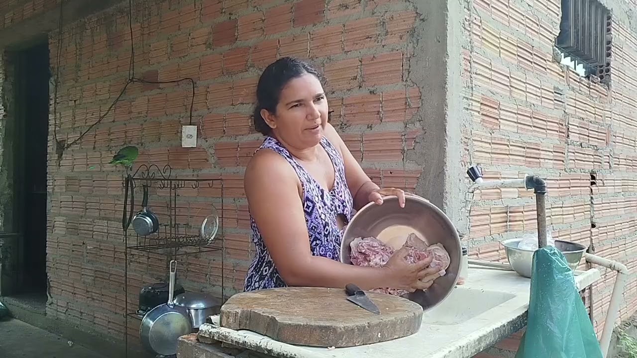 Carne ao molho para o almoço 