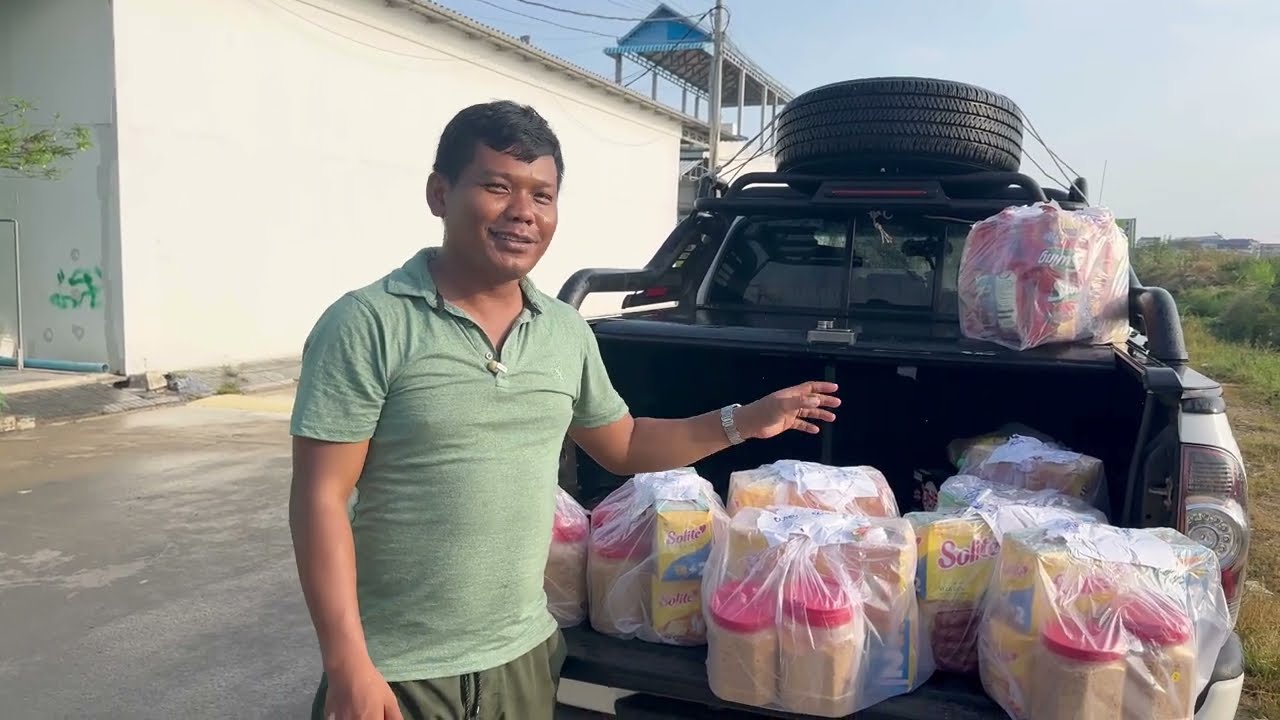 #3022 ទទួលកញ្ចប់អាហារពីសប្បុរសជន យកទៅចែកជូនចាស់ជរាខ្វះខាត | សម្បត្តិជន 