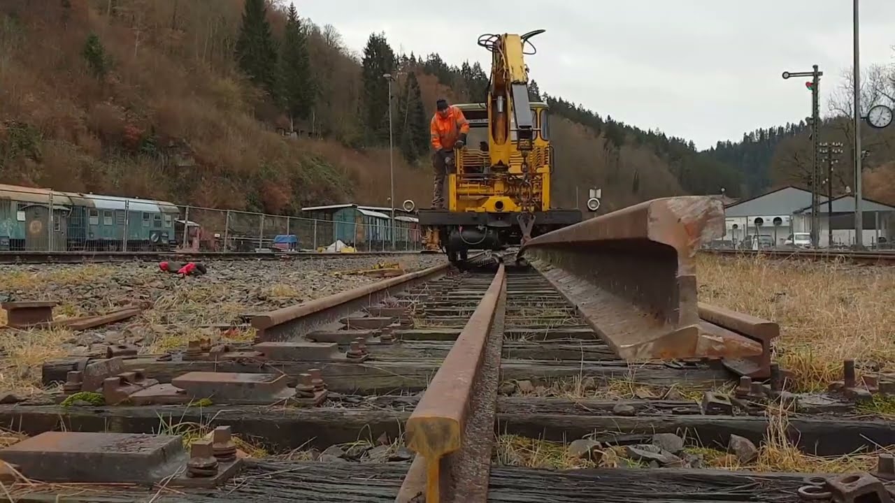 Gleisbauarbeiten im alten Bahnhof Calw