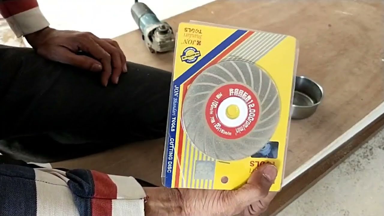 diamond blade per dhaar kaise lagai jaati hai/Indian carpenter
