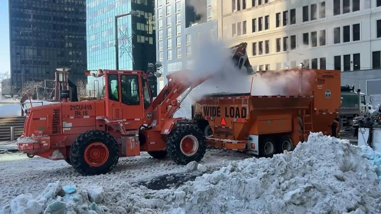 New York breaks out snow 'hot tubs' to melt winter storm snowfall | AFP