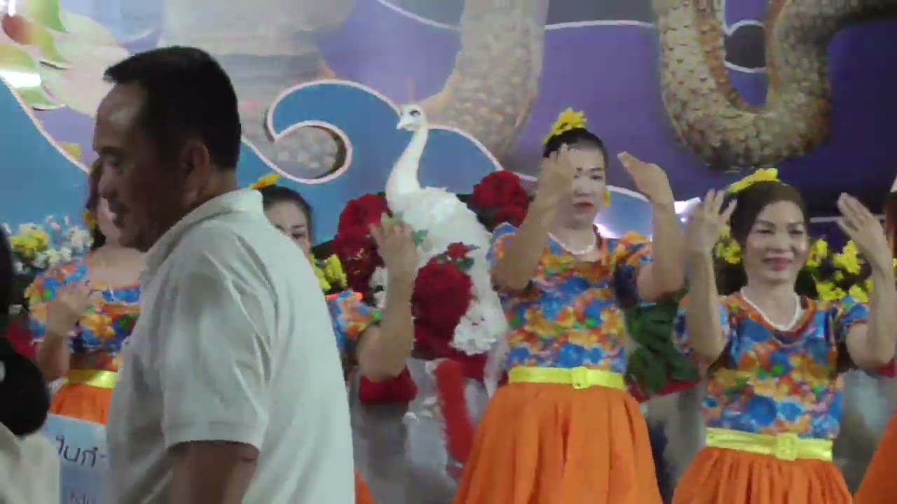 การแข่งขันรำวงย้อนยุคสุดมันส์! ทีม อำเภอแม่ใจ ในงานบวงสรวงพญางำเมืองฯ ประจำปี 2569