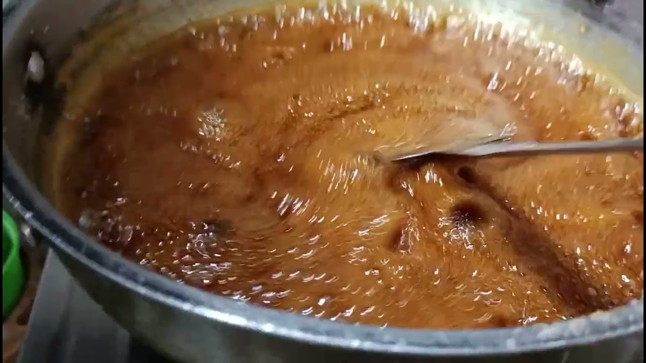 కొబ్బరి ఉండలు ఇలా ఒకసారి ట్రై చేసి చూడండి#purijalasarvani6204 #family #food #coconut#verynice