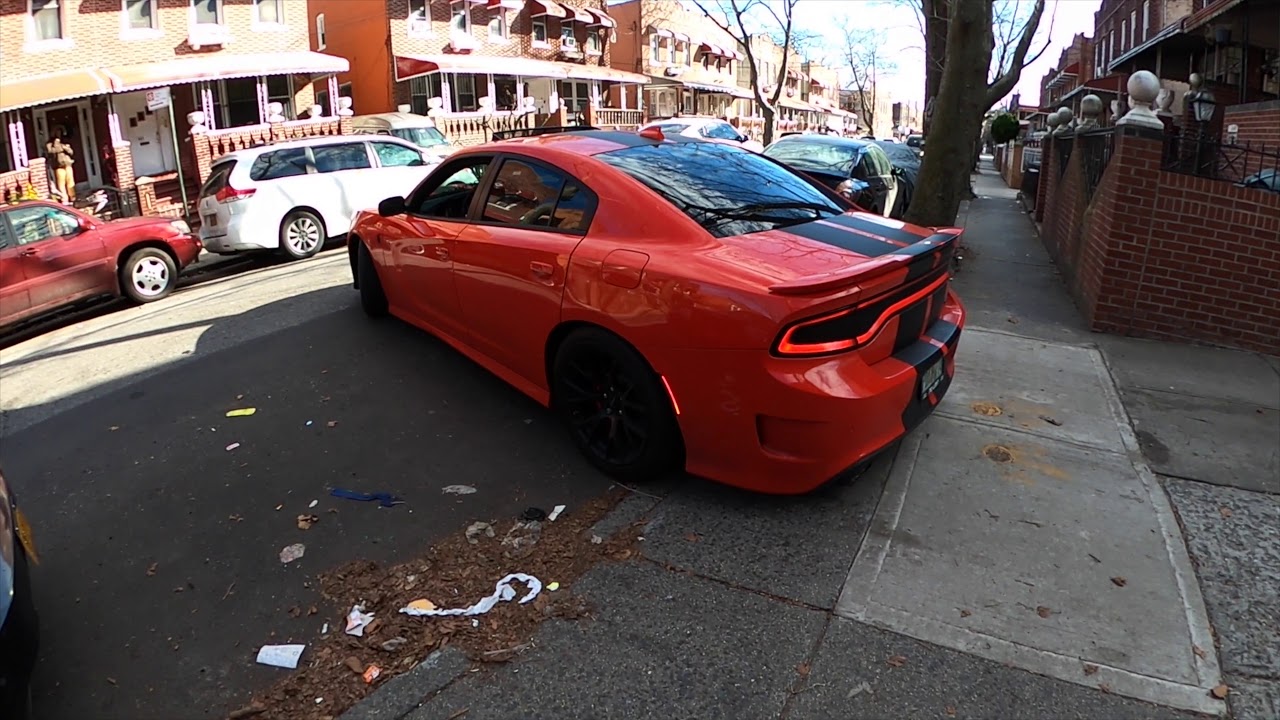 HELLCAT CHARGER DOES INSANE BURNOUT (POWERHOUSE NYC AUTO)    4K