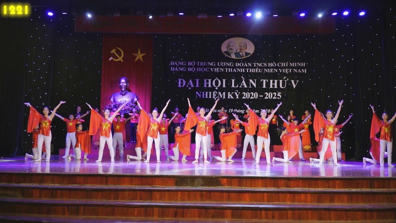 Những trái tim Việt Nam - Học viện Thanh thiếu niên Việt Nam