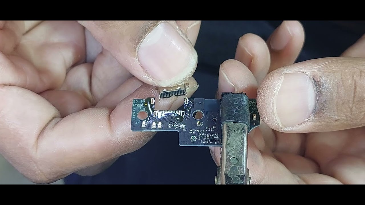 تغيير كونكتور الشحن لهاتف Changing the charging connector for a phone Samsung Galaxy A05