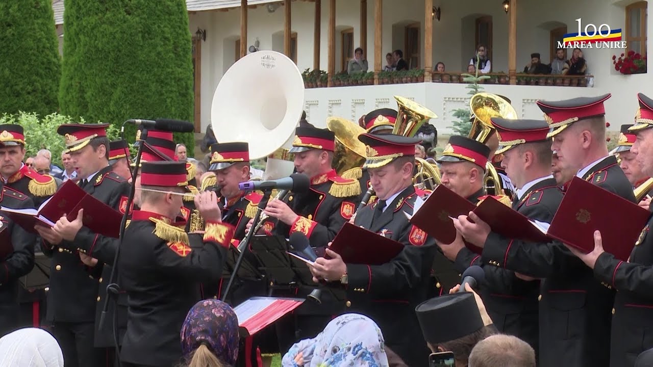 Orchestra-Model și corul „Credo” - La Cozia pe Olt
