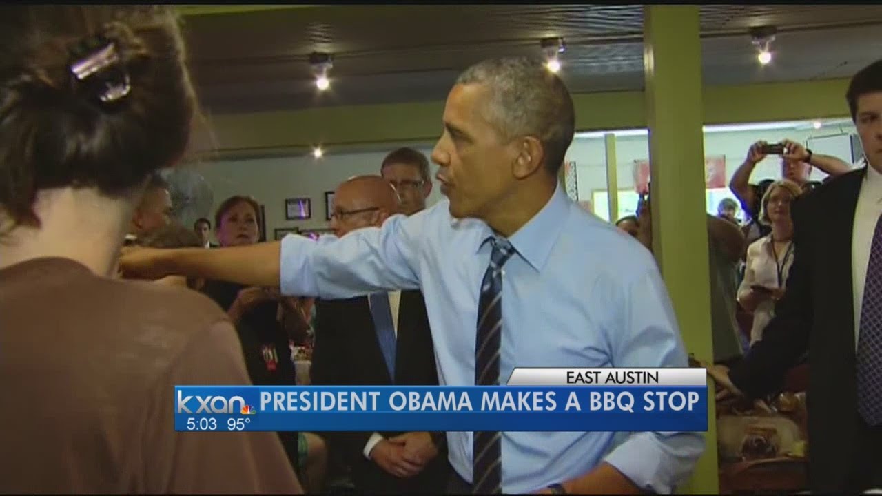 Obama skips the line, dines at Franklin Barbecue