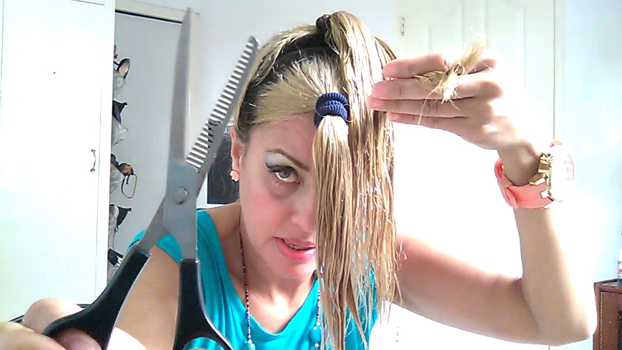 Como corto mi cabello en capas o desgrafilado en casa//DaNnY sTyLe.