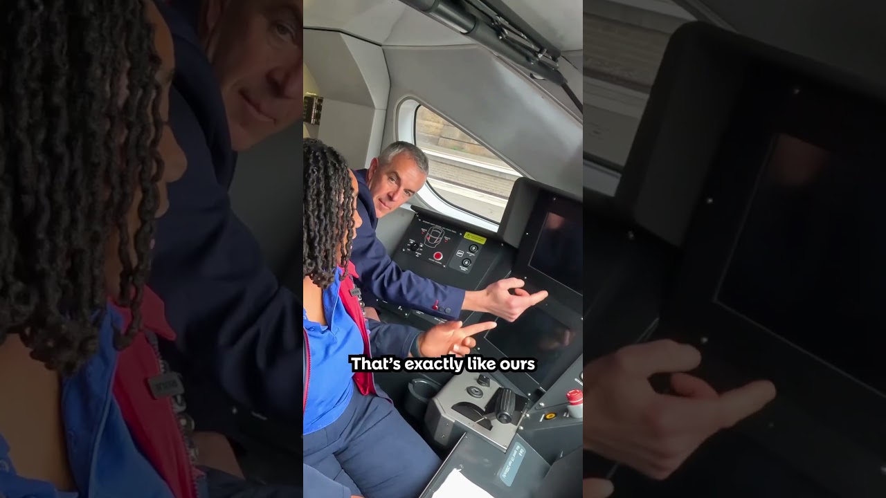 How different is an Azuma train cab to a Tube train cab? 🚆🚇
