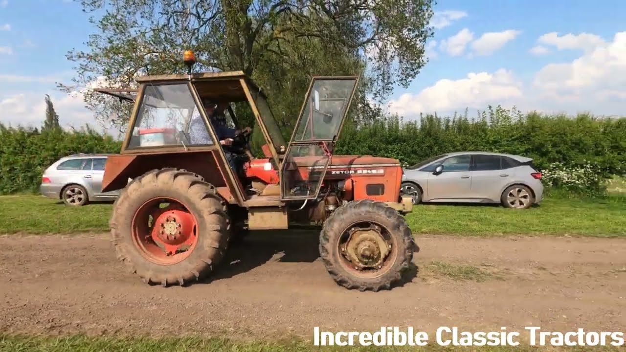 1979 Zetor 5945 4WD 3.5 Litre 4-Cyl Diesel Tractor (58 HP)