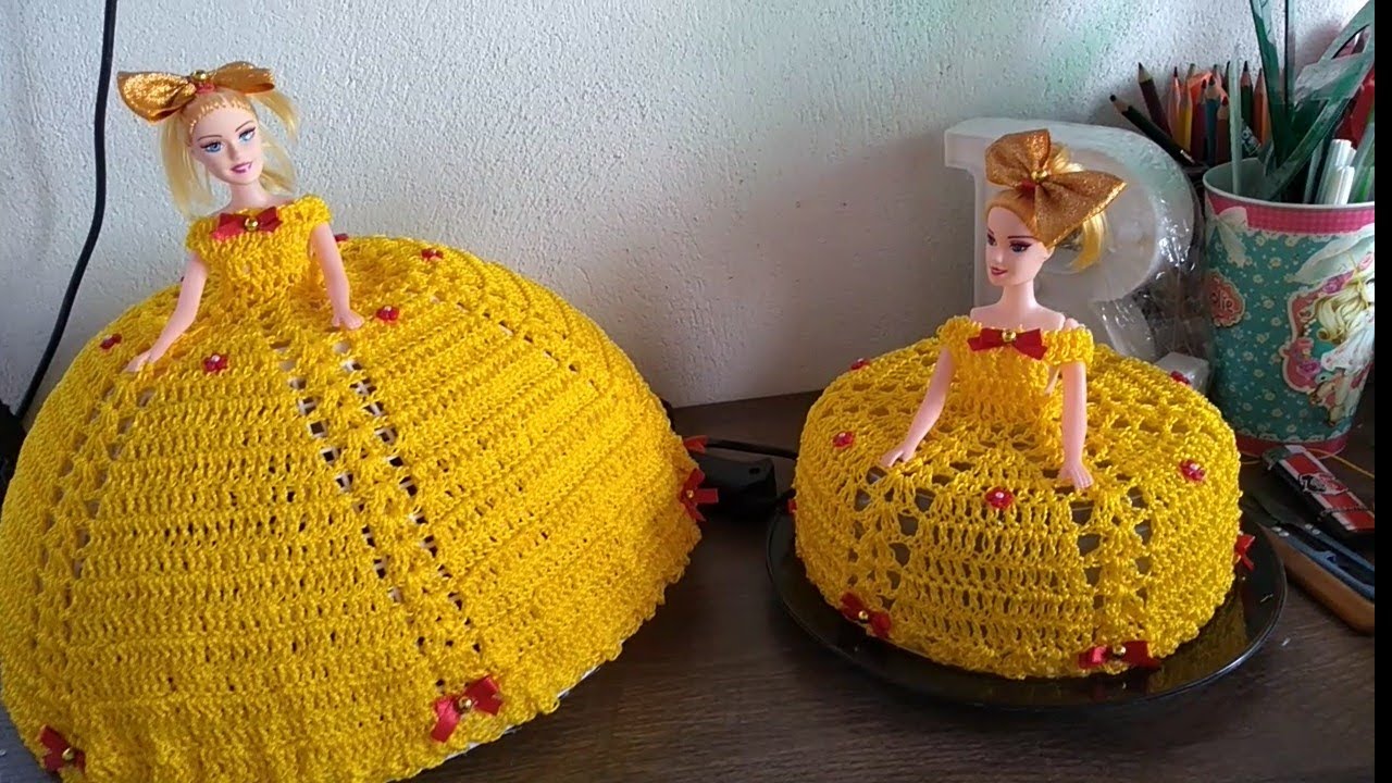 Cobridor de bolo grande feito com boneca e crochê passo a passo