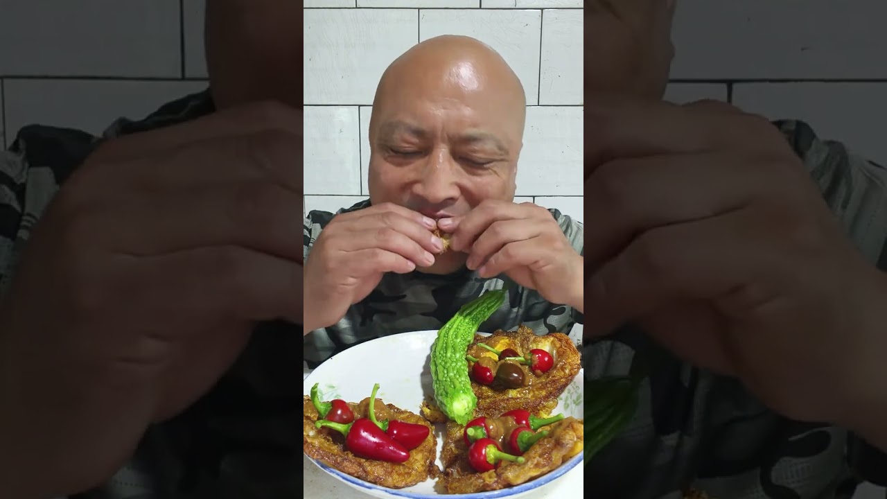 吃辣椒就是嘎嘎得劲儿 #记录真实生活 #辣椒哥咔咔磕 #农村生活 #吃货 #美食趣胃计划