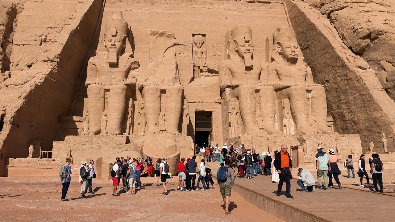 4) Viaggio in Egitto - Tempio di Abu Simbel, Assuan e villaggio nubiano.