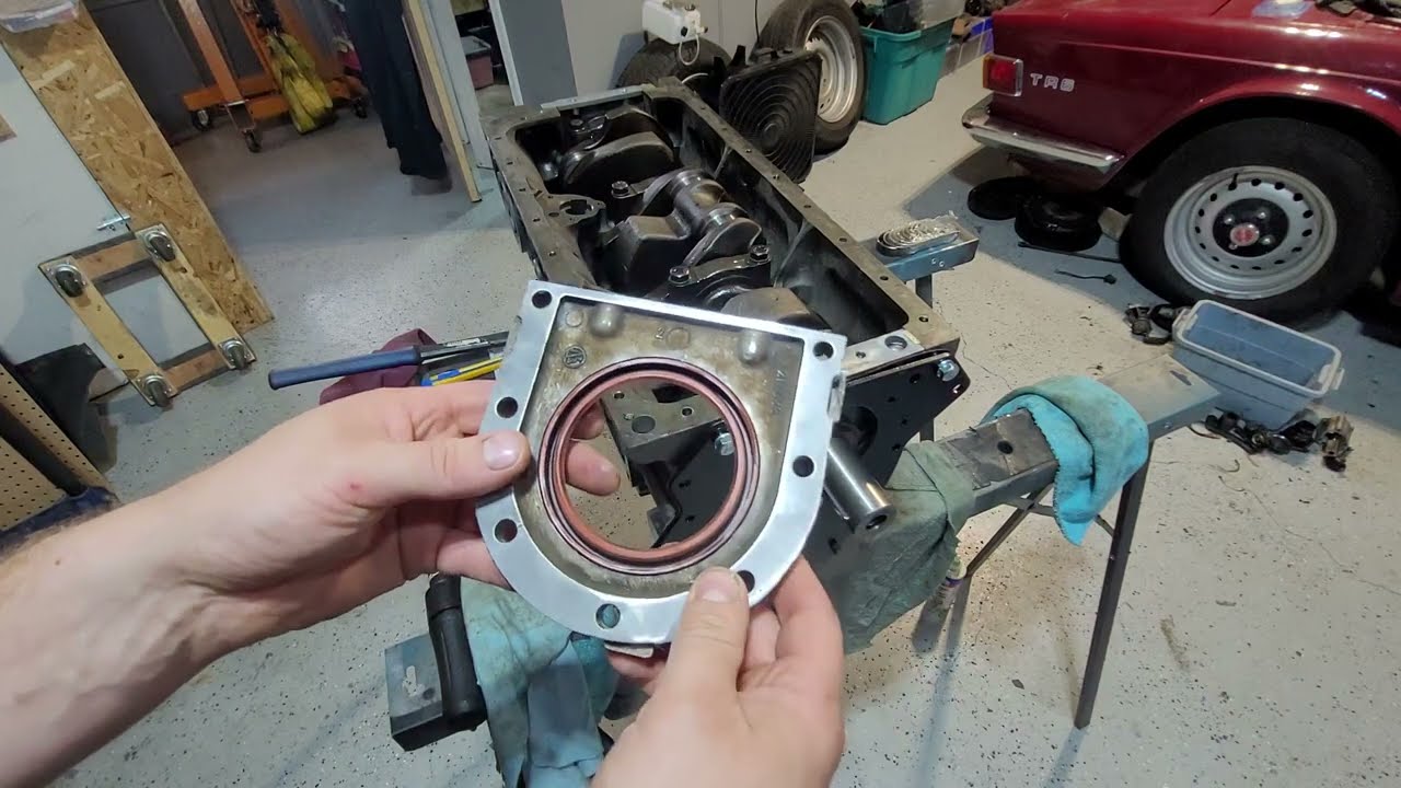 Triumph tr6 engine rebuild part 8, cam shaft end float