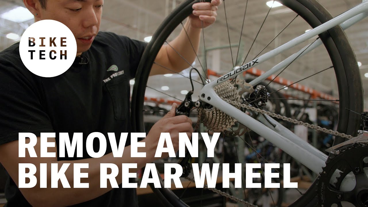 Как снять заднее колесо с велосипеда | Bike Tech | The Pro's Closet