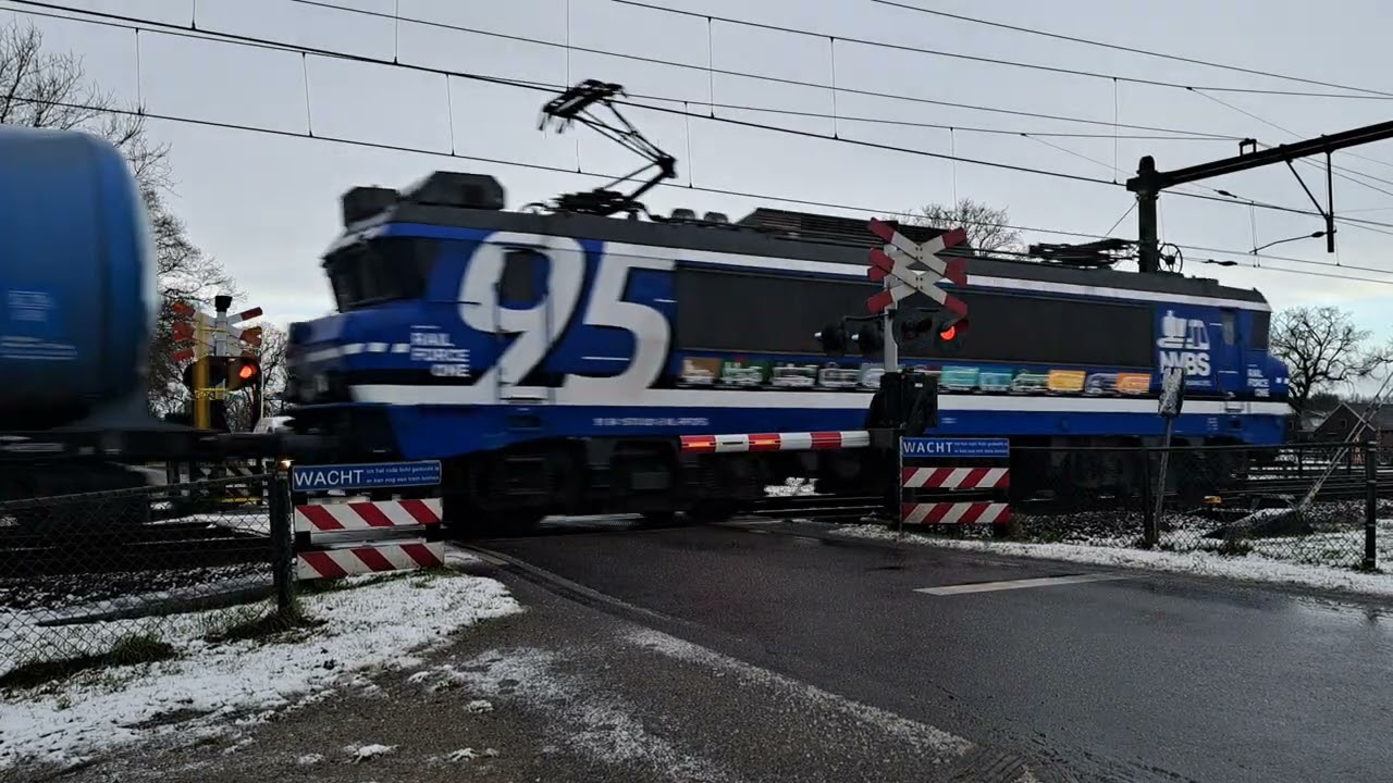Bijzondere goederentrein in Wierden!