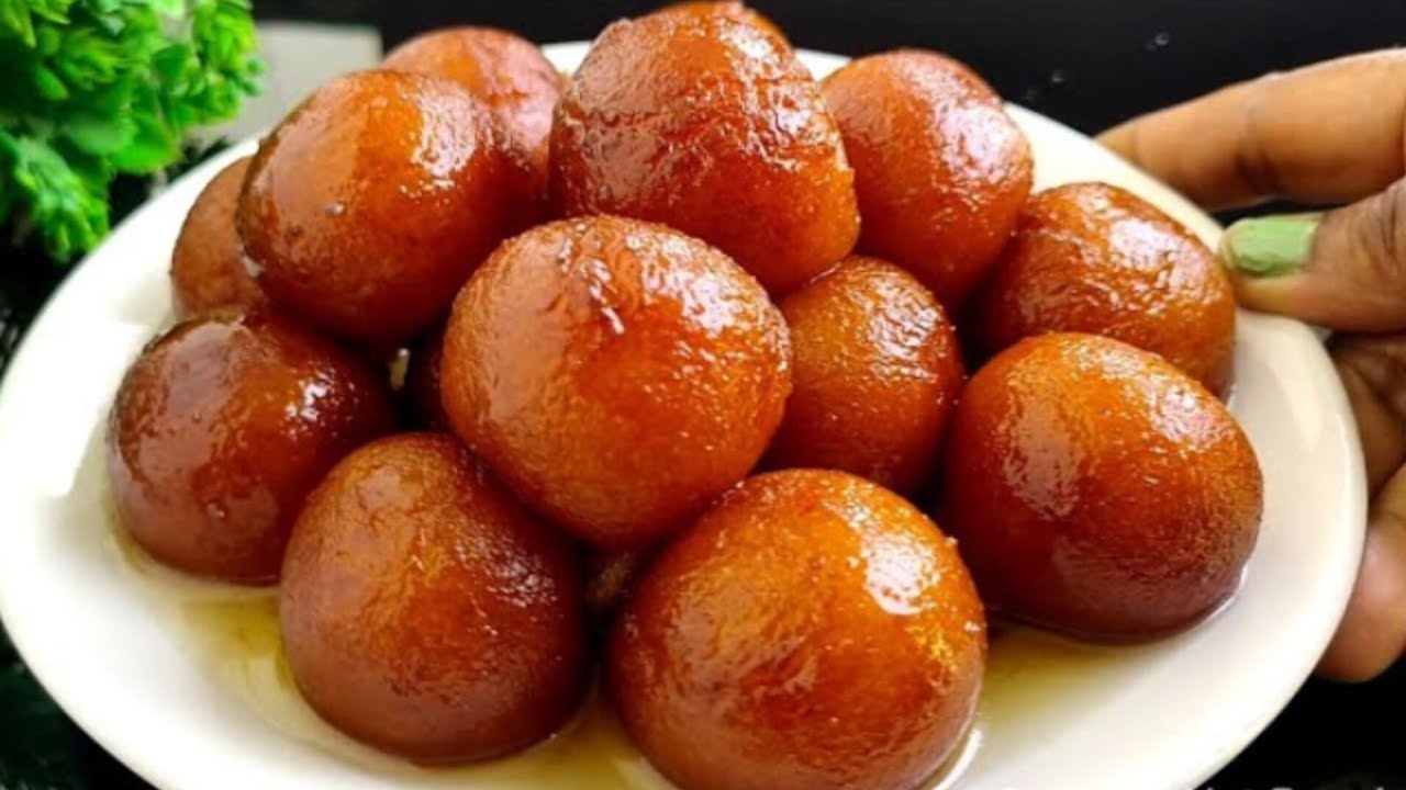 1/2 কাপ সুজি দিয়ে কম খরচে দোকানের মত বানাও নরম তুলতুলে গোলাপ জামুন।Suji Gulab jamun recipe 