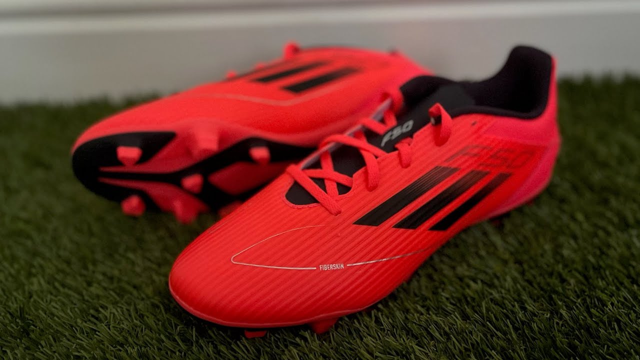 Обзор бутс Adidas F50 Club FG/MG — на ногах и распаковка ASMR!