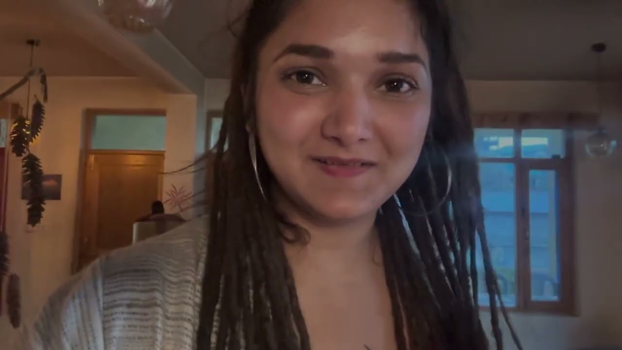 DREADLOCKS IN MANALI (india )  🌻💚 psy shailja makes dreadlocks in Manali too .