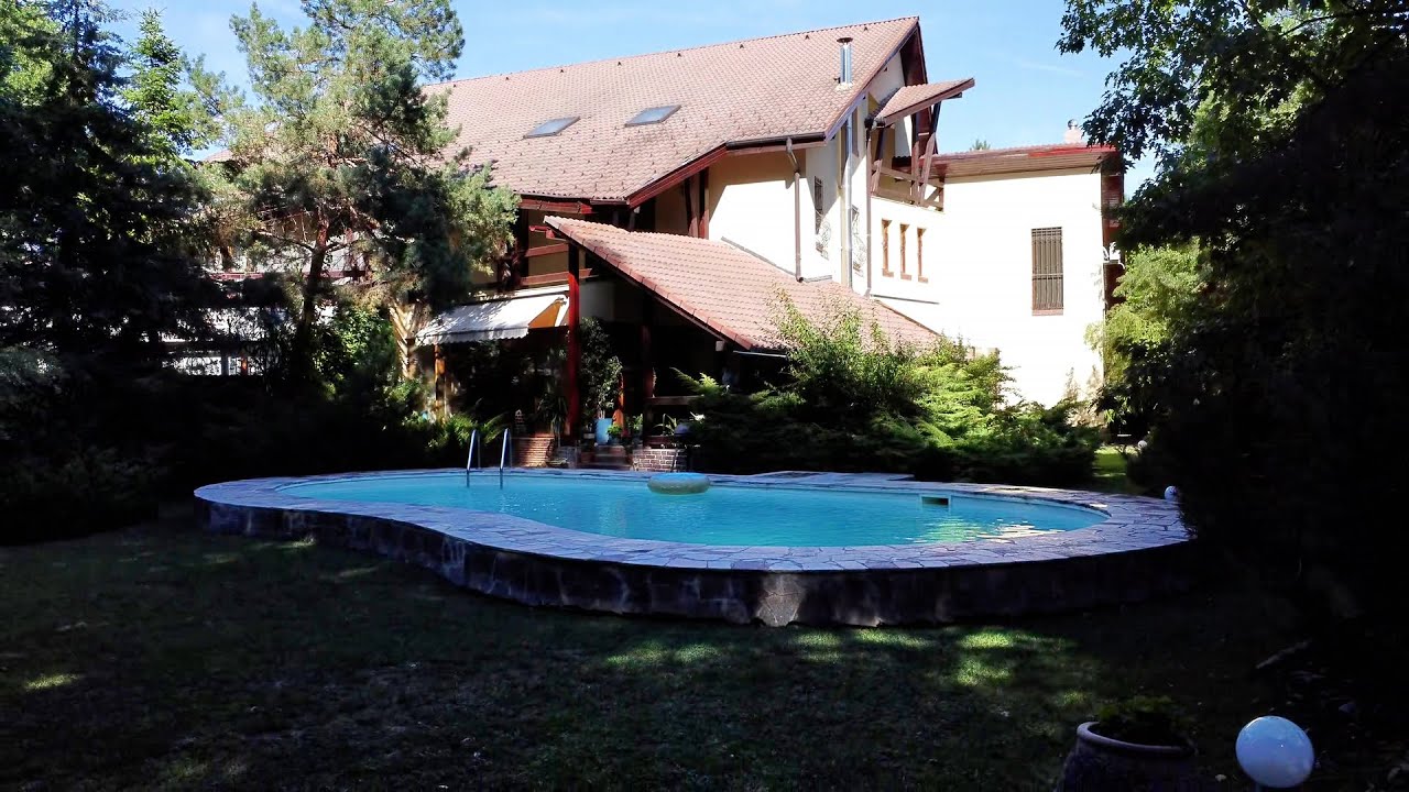 Vila cu piscina in Paradisul Verde, Aleea Bradului