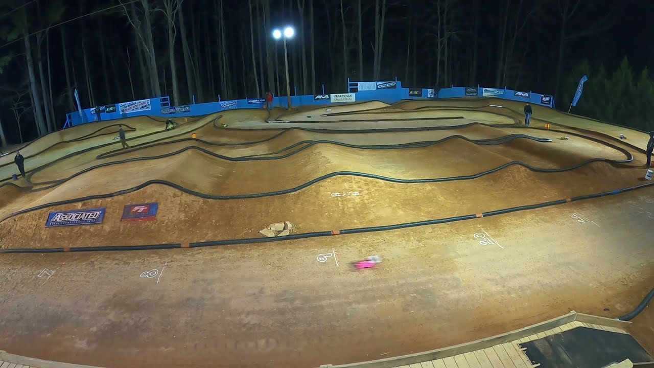 First real race in the Team Associated RC8T3.2e Team Kit!