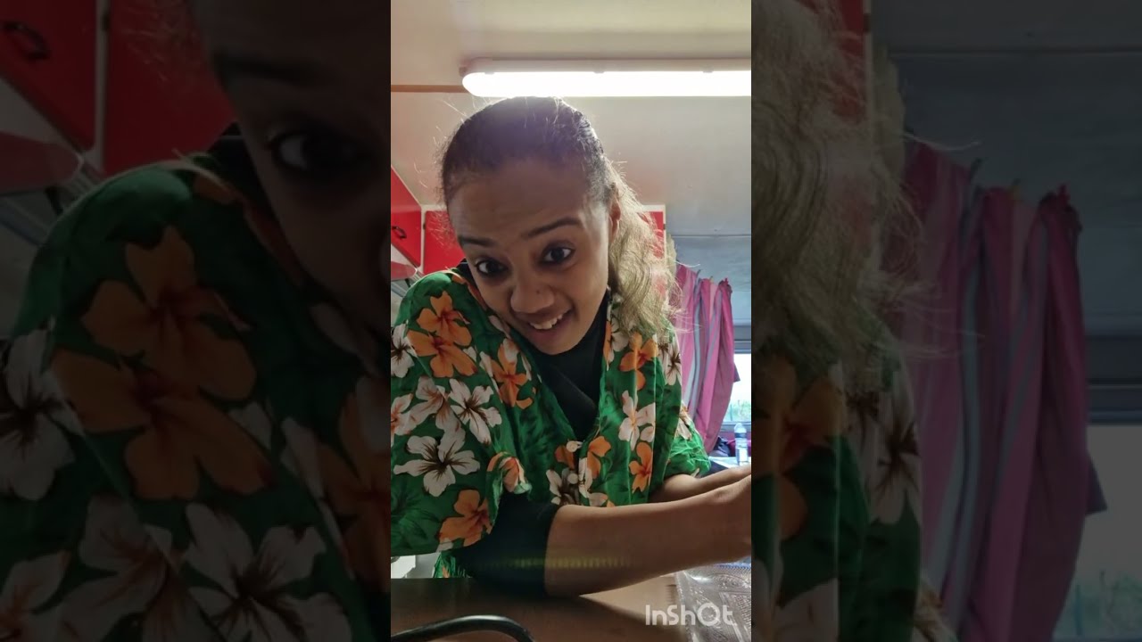لايف خفيف ظريف😂😂شديت فراجلي درت راسي حاملة عارفني مسطية😁 شي نهار اهرب