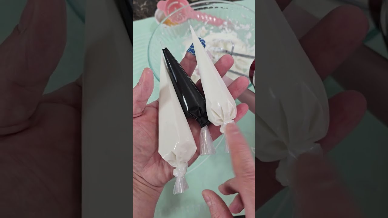 Royal icing con claras de huevo para decorar galletas