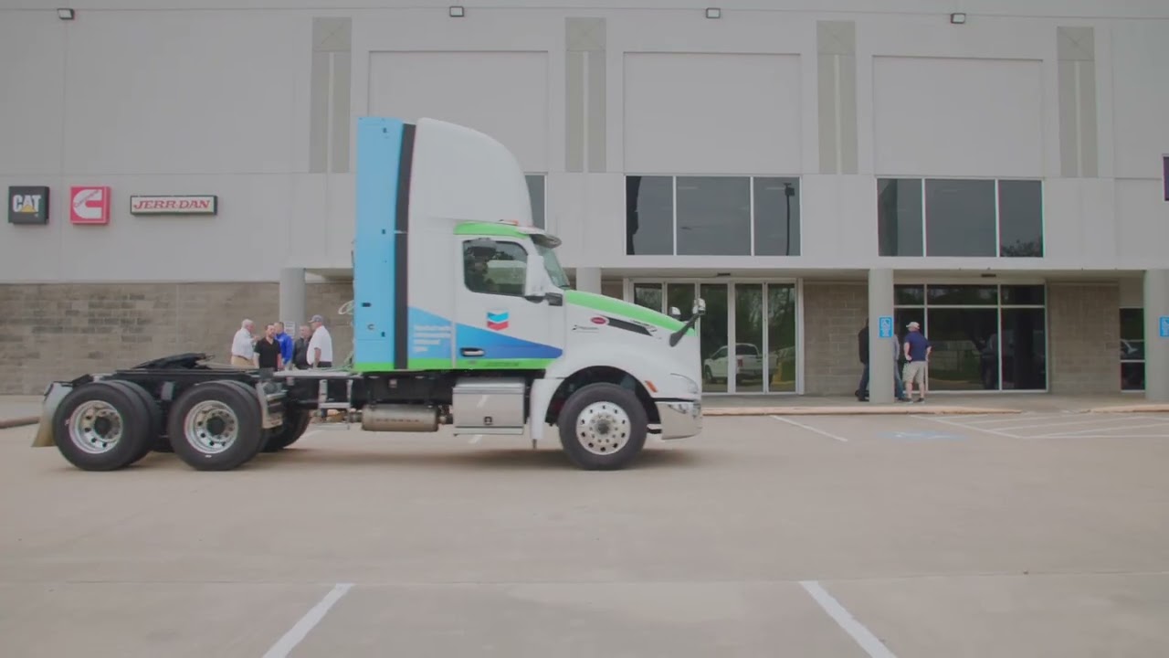 Cummins and Chevron Make High-Powered CNG Engines a Reality