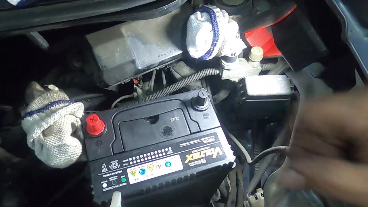 ＱＮＣ２１ ｂＢ バッテリー 交換 TOYOTA QNC21 bB DAIHATSU COO SUBARU DEX トヨタ ビービー ダイハツ クー スバル デックス