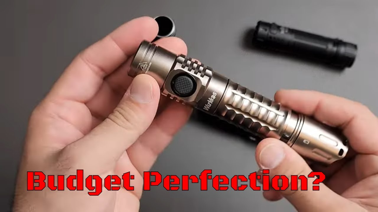 🔦 The Perfect Budget Self Defense Light?! (Wurkkos FC12)