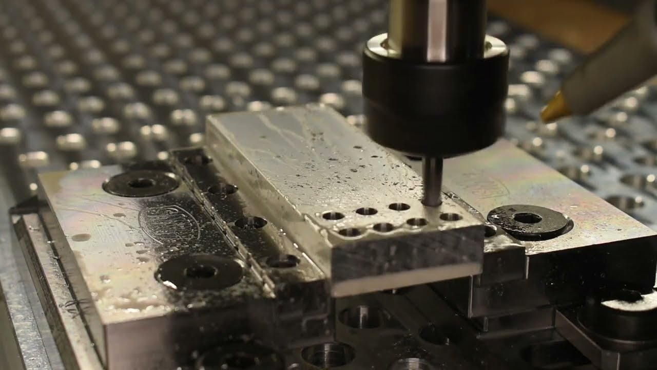 Shapeoko HDM drilling and threadmilling